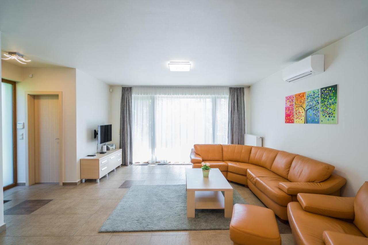 Silver Lodge Siofok Ngoại thất bức ảnh